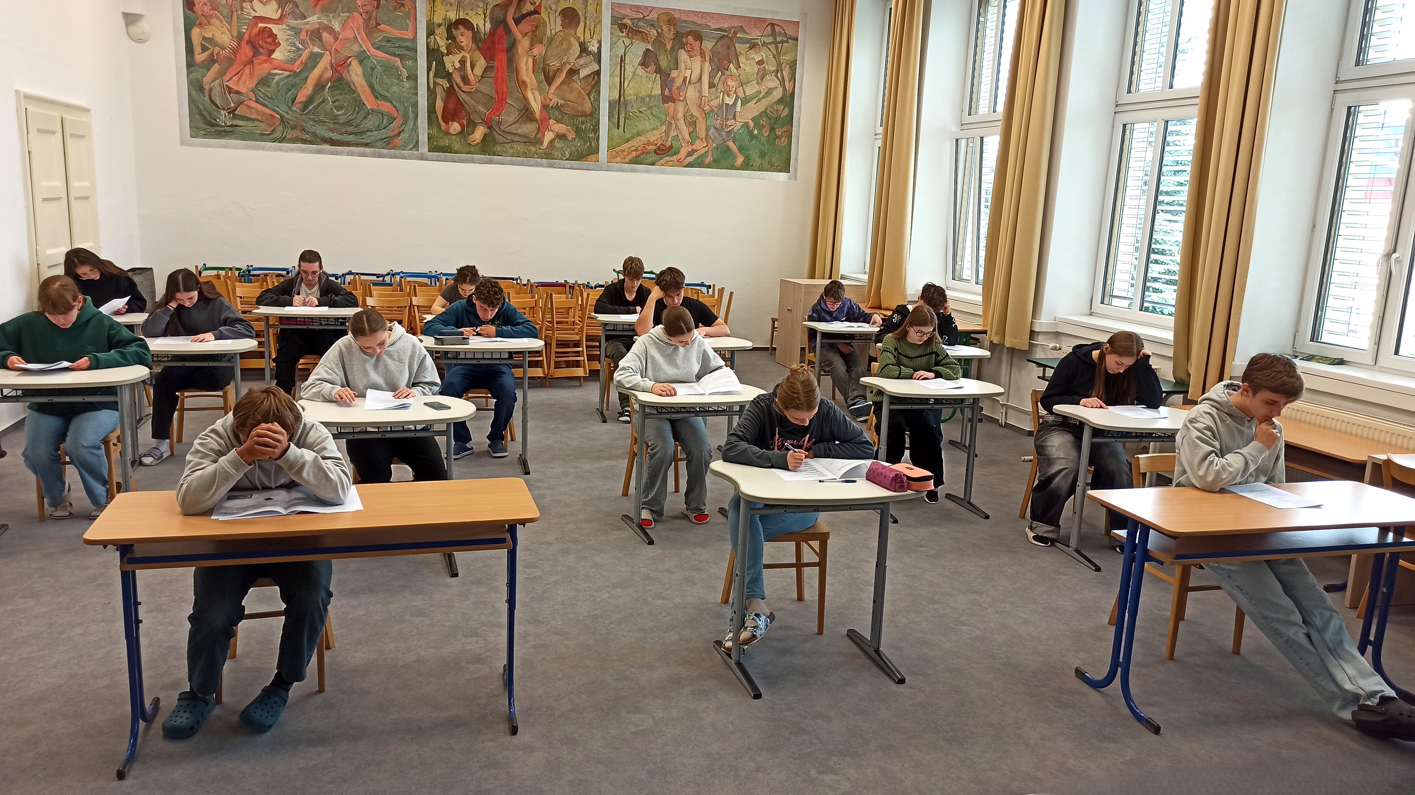 JĘZYK POLSKI - TRUDNY CZY ŁATWY? 